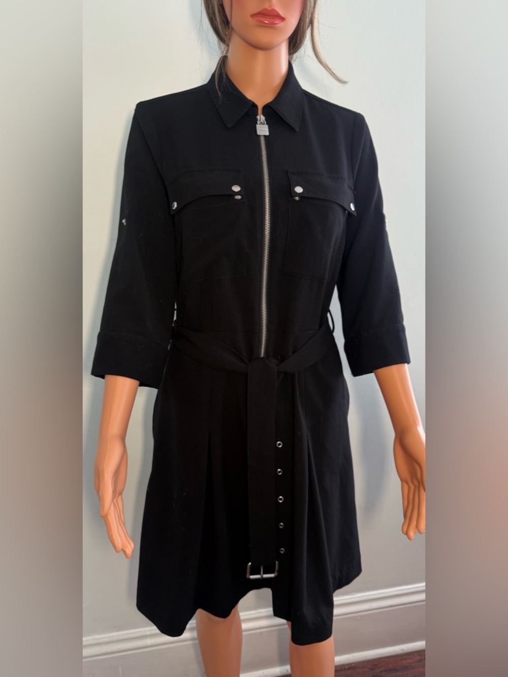 MICHAEL Michael Kors belted zipper shirt dress in black. Side pockets. Sz. S